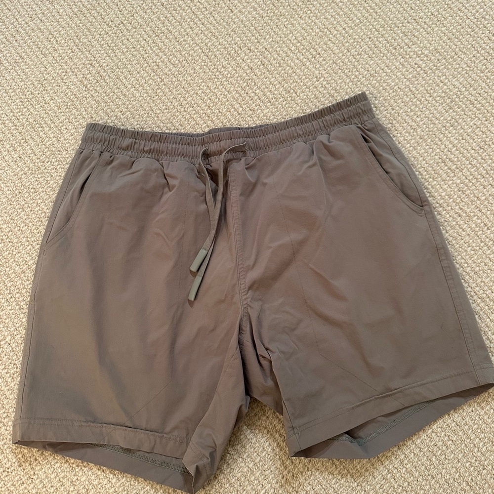 Bearbottom Base short in Gray 7 inch